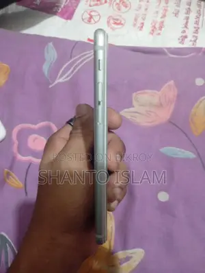 Apple iPhone 6 . (Used)