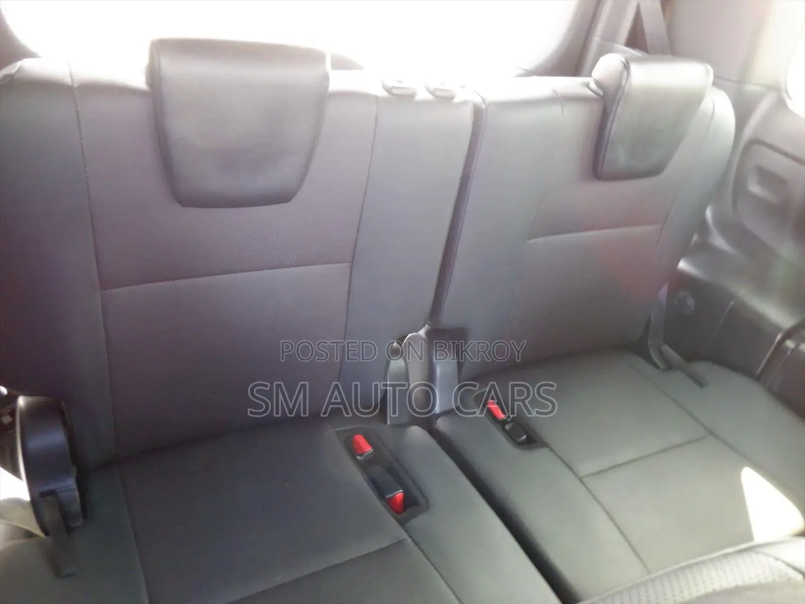 Toyota Esquire Non Hybrid Gi Black 2020