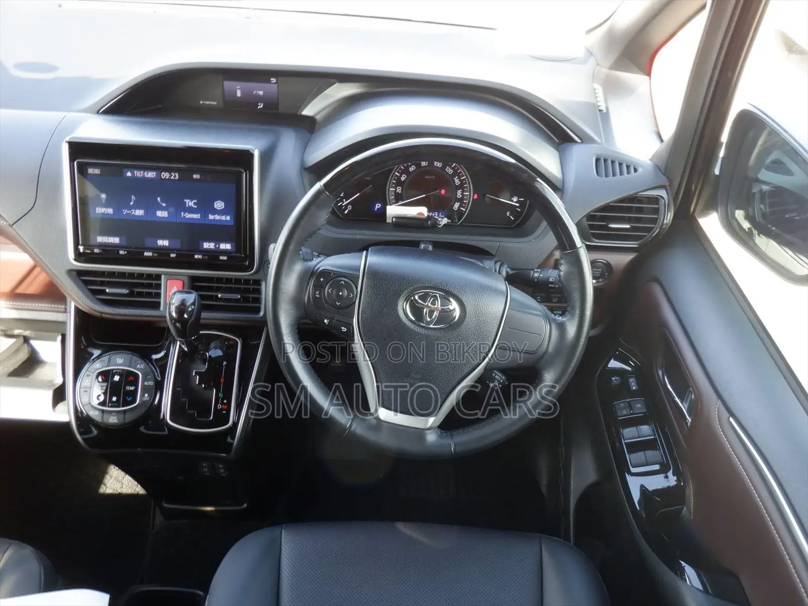 Toyota Esquire Non Hybrid Gi Black 2020