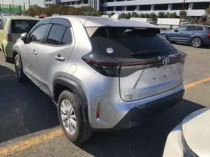 Toyota Yaris Cross G Silver 360 Camera 2021