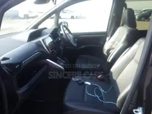 Toyota Esquire GI NON HYB WITH KIT 2021