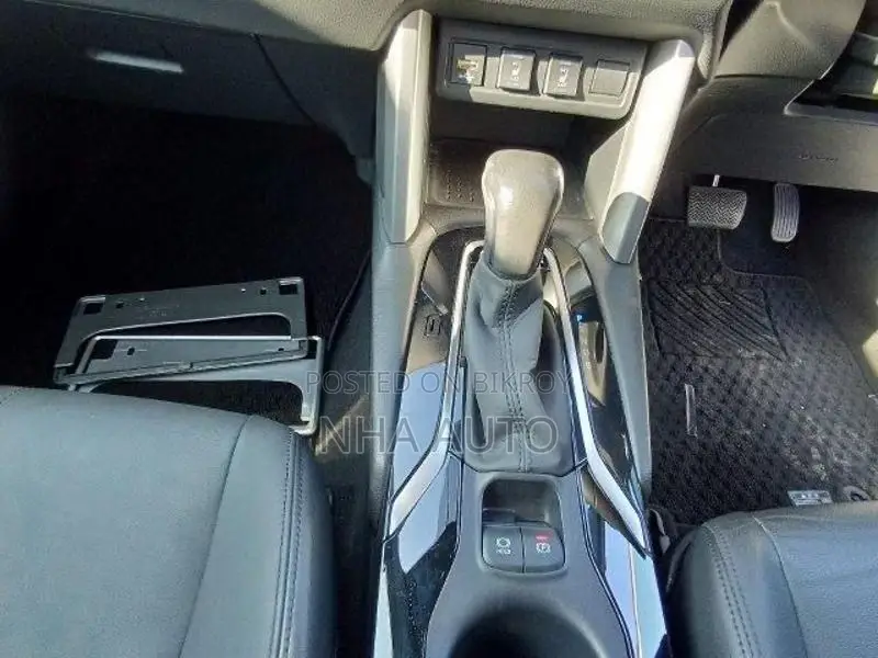 Toyota Corolla Cross MoonRoof/360'' Cam 2022