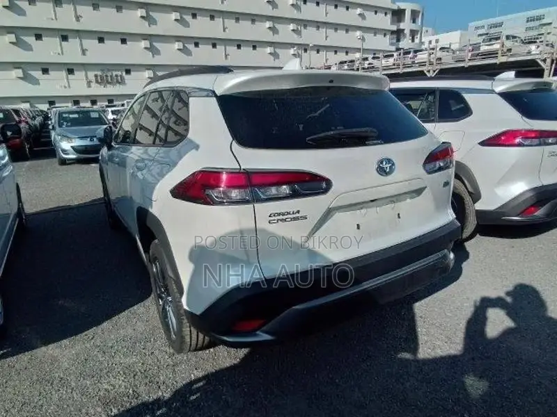 Toyota Corolla Cross MoonRoof/360'' Cam 2022