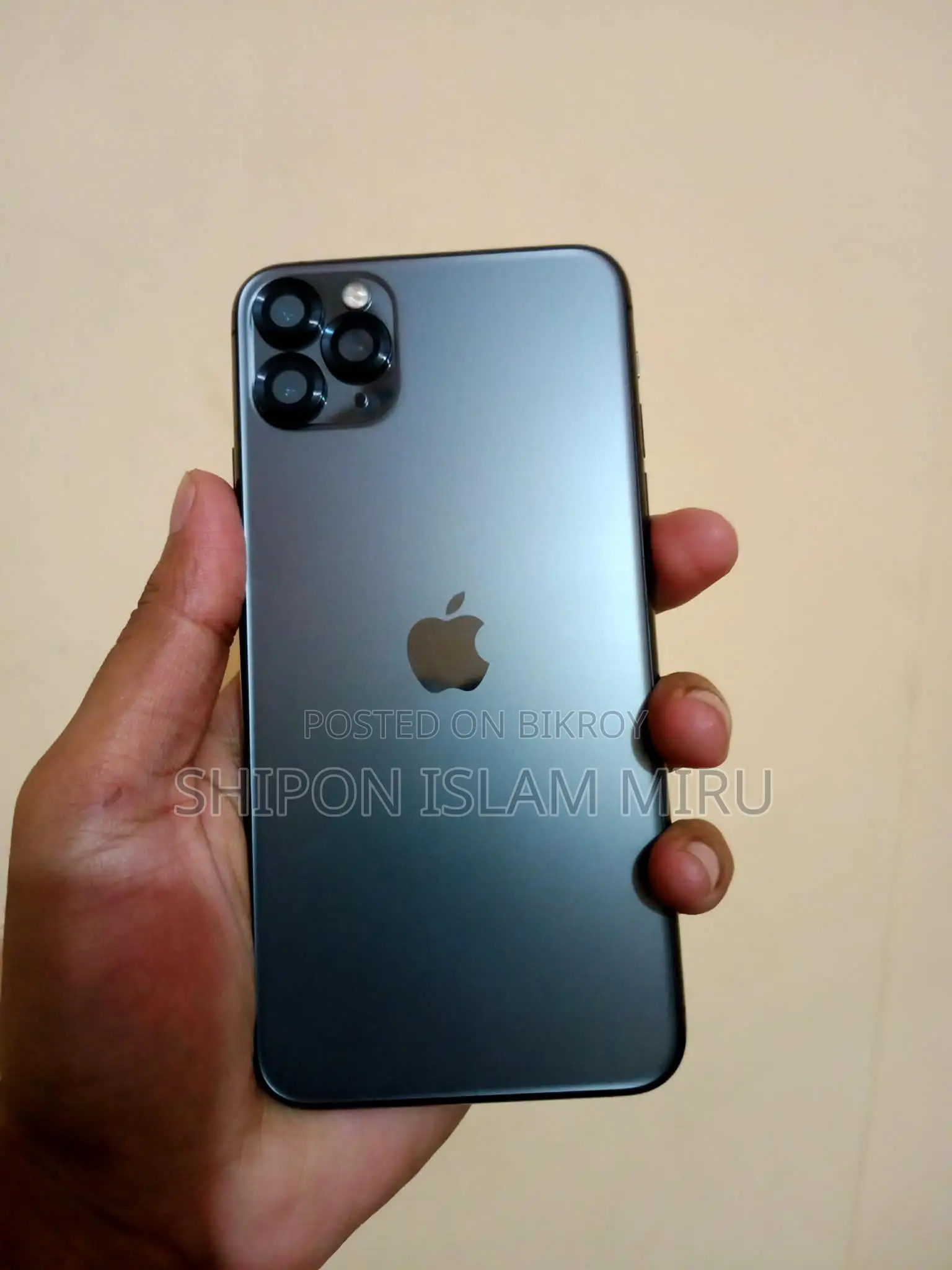Apple iPhone 11 Pro Max (Used)