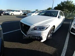 Toyota Crown RS Advanced Pearl 2021
