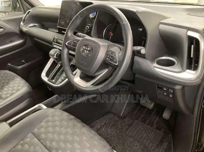 Toyota Voxy S-Z Bodykit 2023