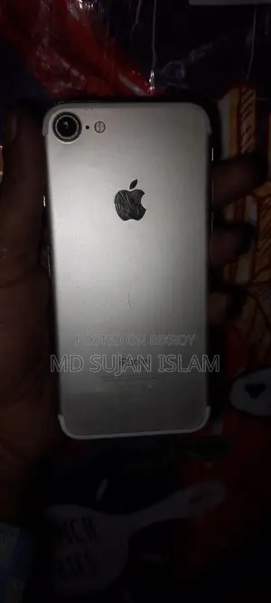 Apple iPhone 7 32 GB Gold