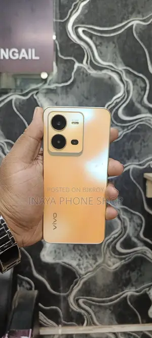 Vivo V25e (8/128) (Used)
