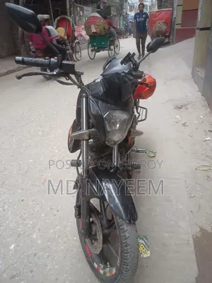 কিওয়ে আরকেএস ১৫০ ২০১৭ কালো