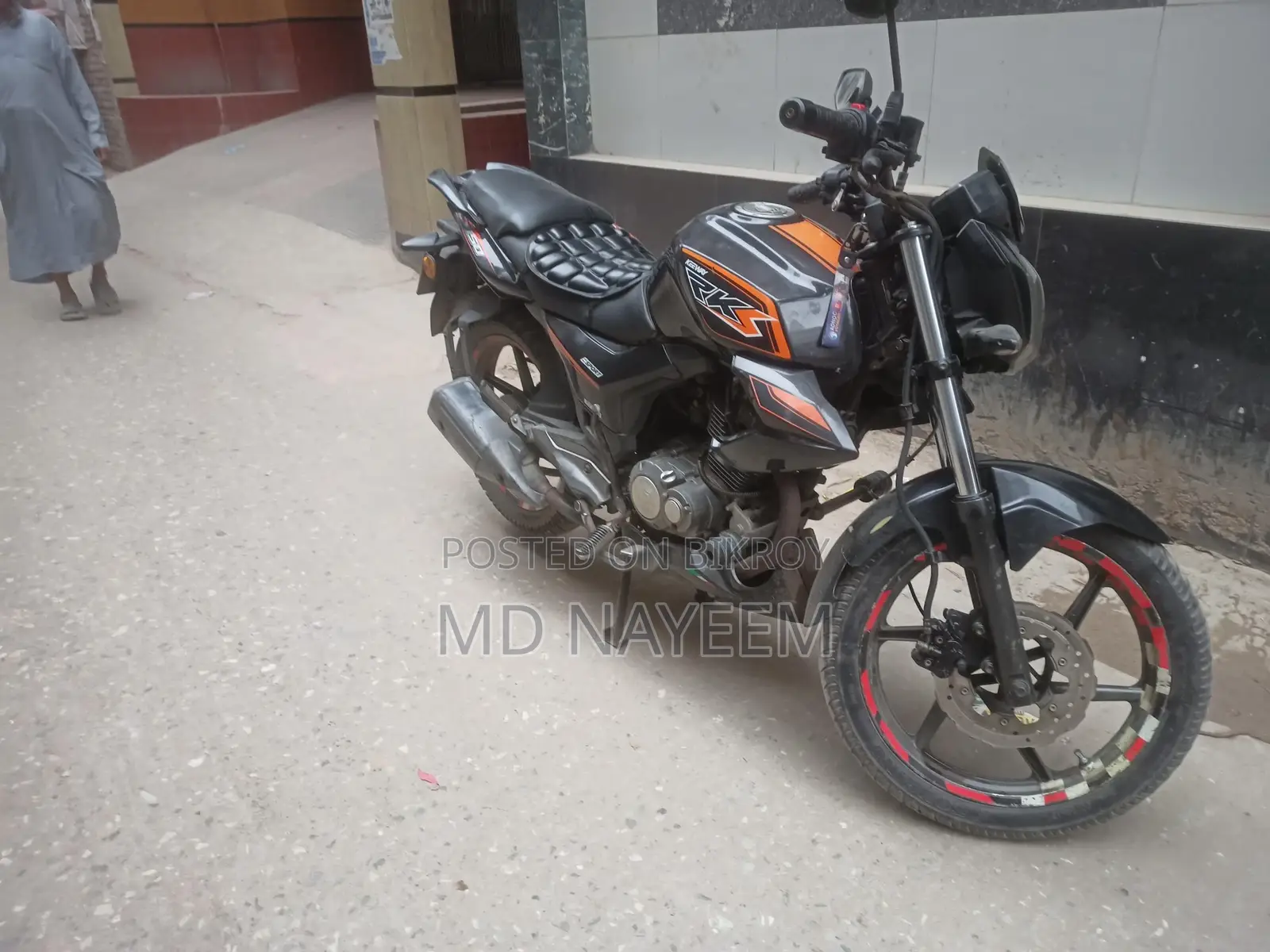 কিওয়ে আরকেএস ১৫০ ২০১৭ কালো