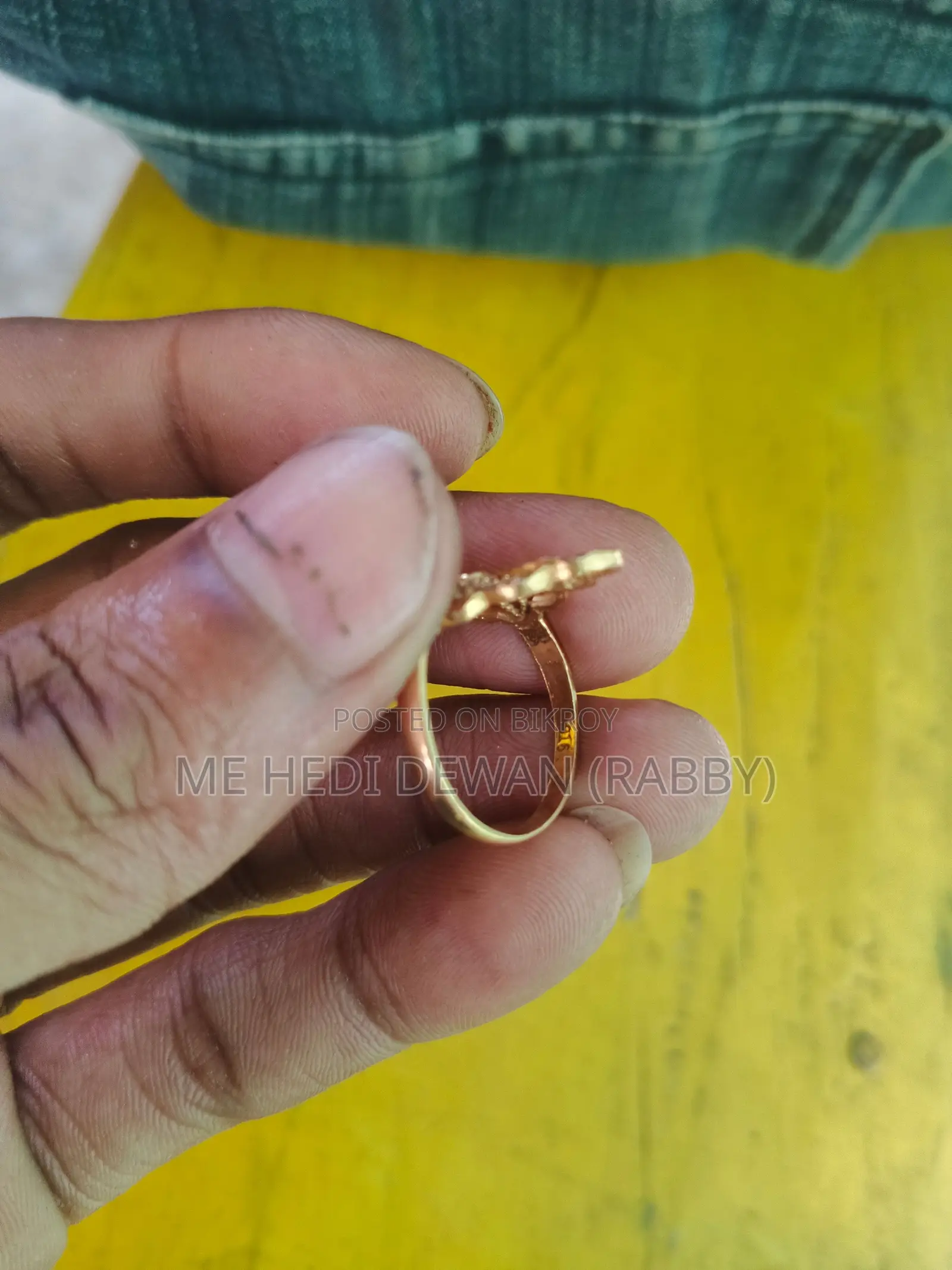 হাতের আংটি