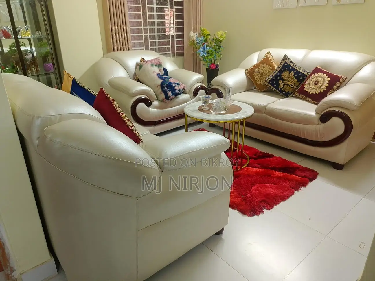 Elegant Artificial Leather Sofa For Sale – Excellent Condition