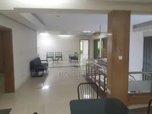 গুলশান-২ উত্তর দিকে দোতলা বাড়ি ভাড়া হবে