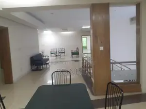 গুলশান-২ উত্তর দিকে দোতলা বাড়ি ভাড়া হবে