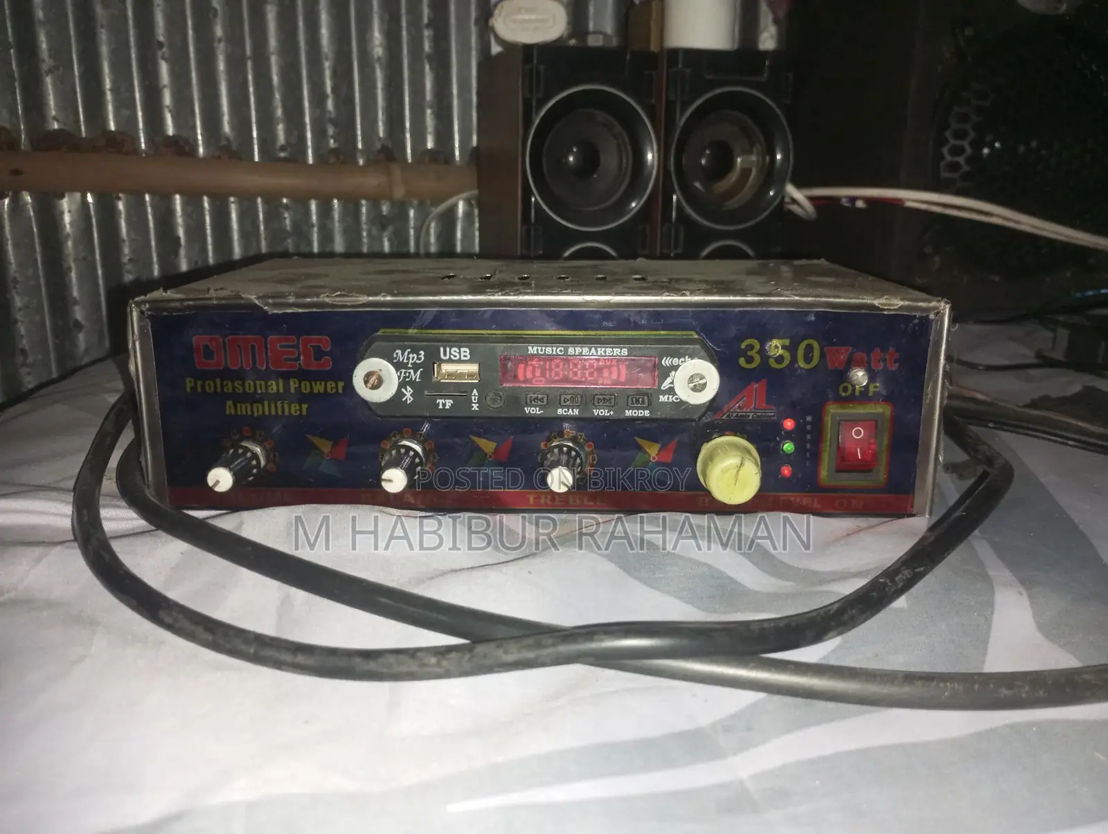 Get a high-quality sound box machine.