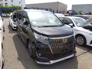 Toyota Esquire GI PREMIUM NON-HV 4P 2020