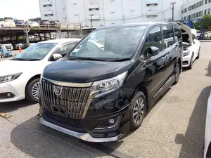 Toyota Esquire GI PREMIUM NON-HV 4P 2020
