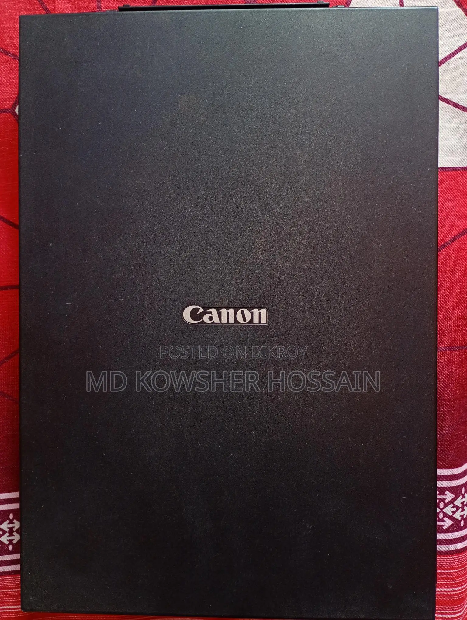 Canon CanoScan LiDE 120 (মডেল নম্বর K10436)।