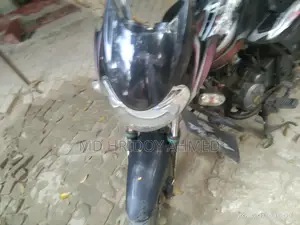 Bajaj Discover 100, 2014