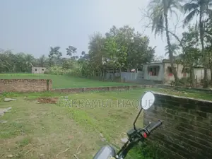 Residential Land for Sale, Ready for Immediate Construction