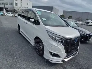 Toyota Esquire GI PREMIUM HYBRID 2021