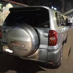 Toyota RAV4 silver 2003