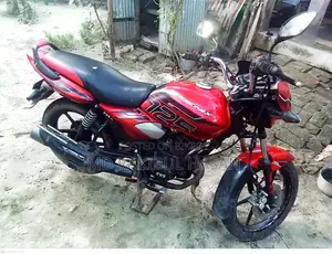 TVS Phoenix . 2015
