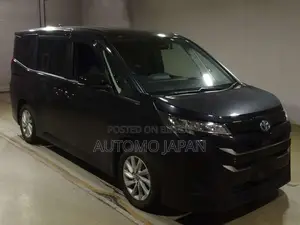 Toyota Noah G 2022