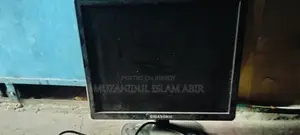 Gigasonic 17 Inch Monitor