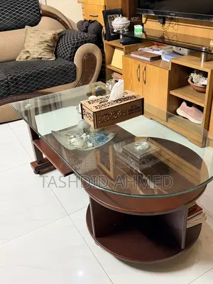 ৩ সেট সোফা এবং একটি টি টেবিল