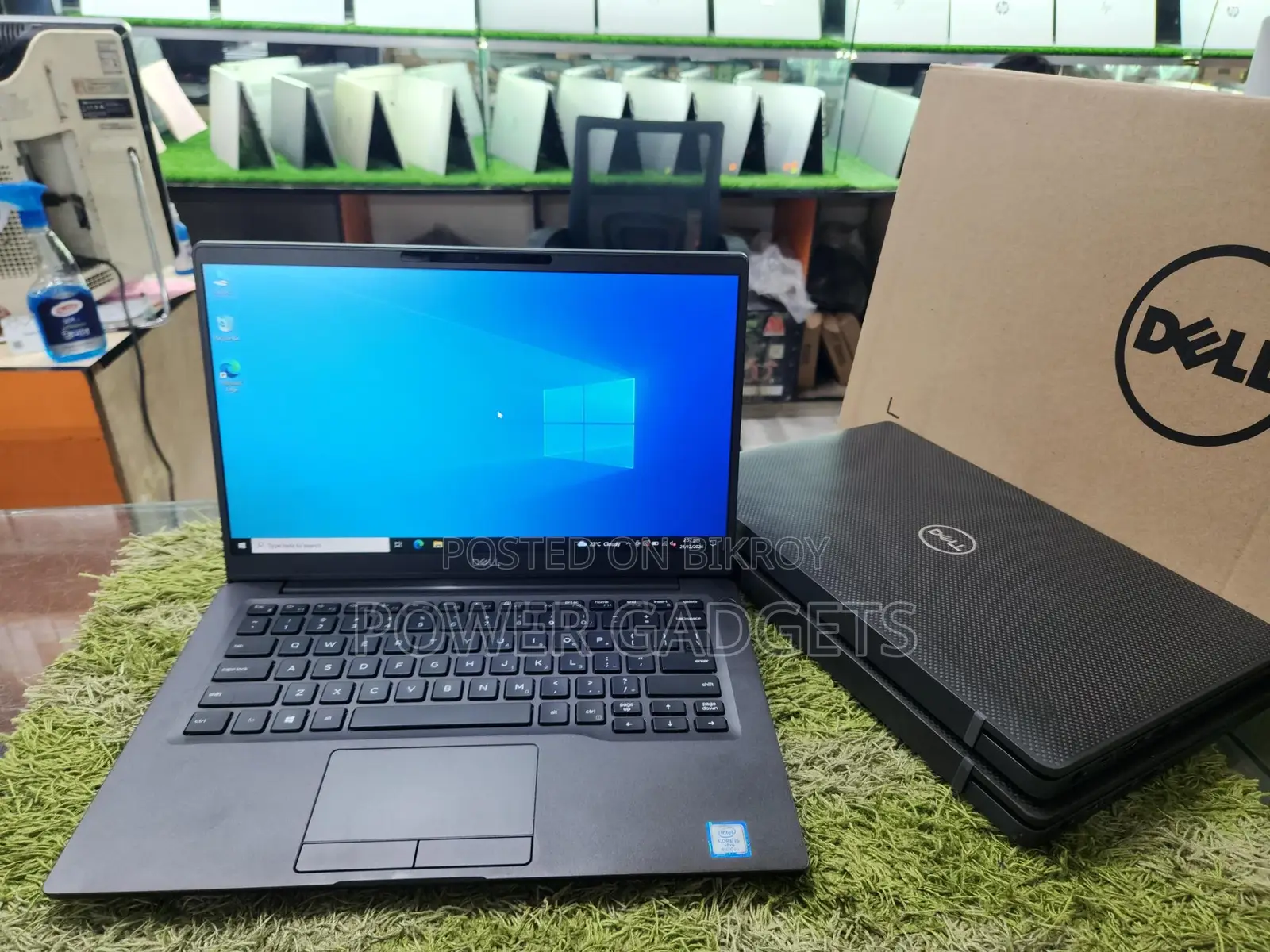 Dell Latitude 7400 Core i5 (IPS FHD Display)