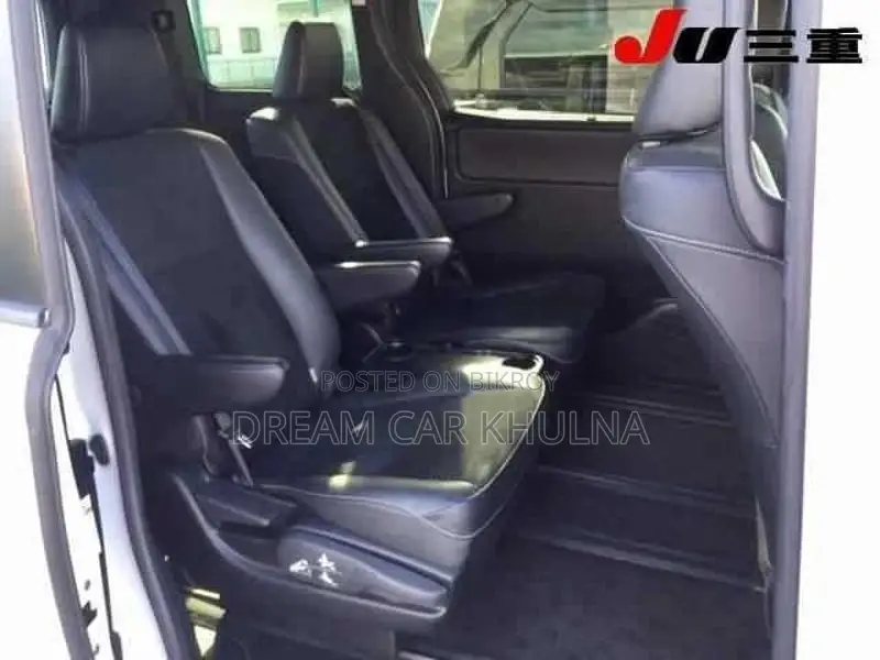 Toyota Voxy Zs Kirameki3 Hybrid 2021