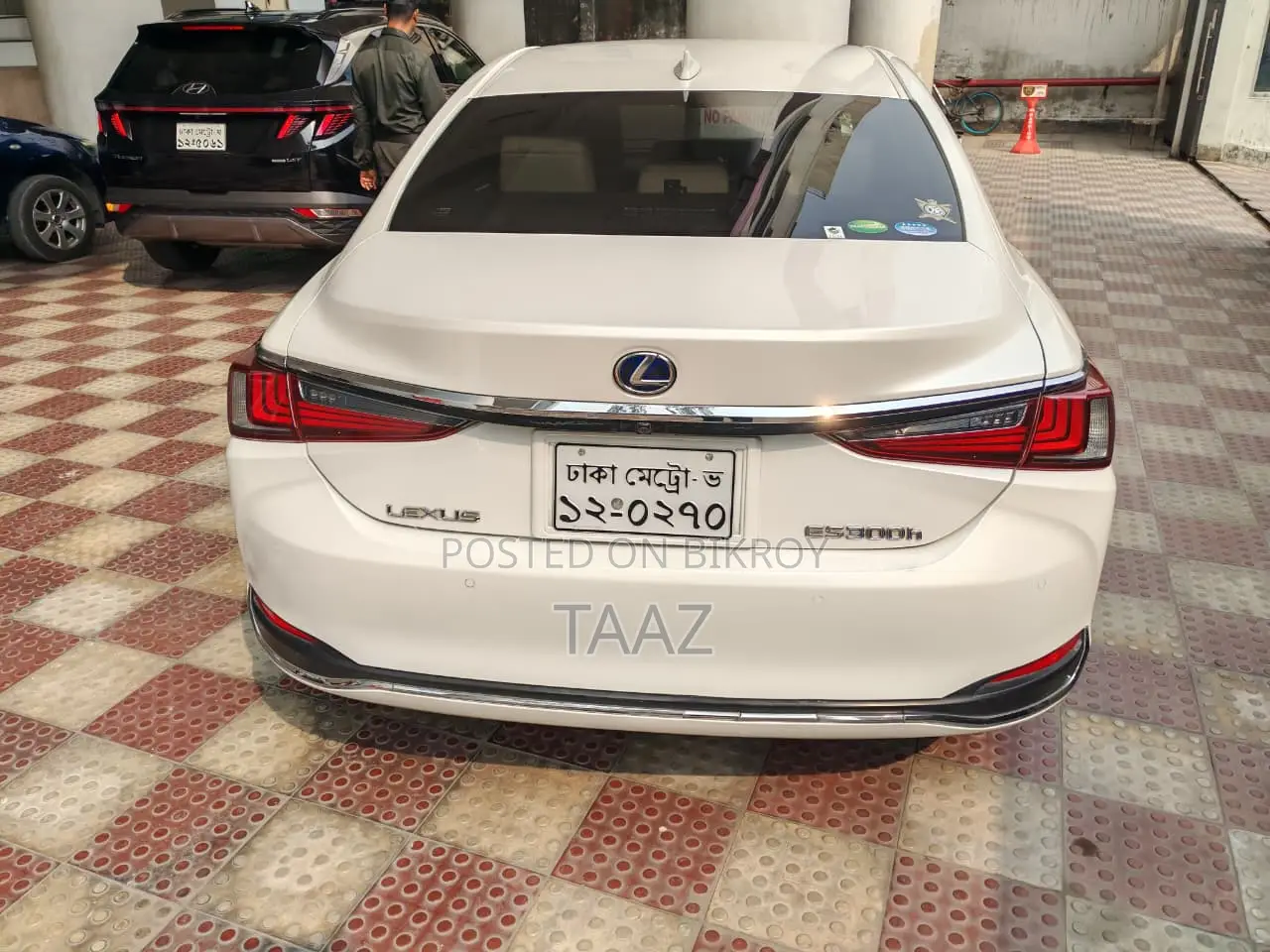 Lexus ES 300h 2019
