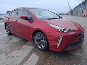 Toyota Prius S Touring Selection 2019