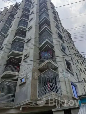 South-facing ready flat with parking on Bosila Tower Road, 1500 sq ft
