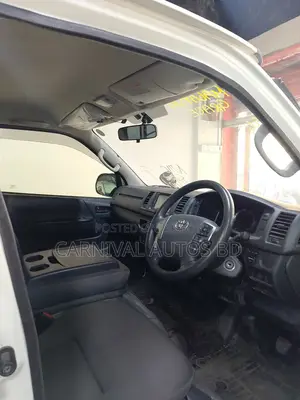 Toyota Hiace GL SHOWROOM READY 2020