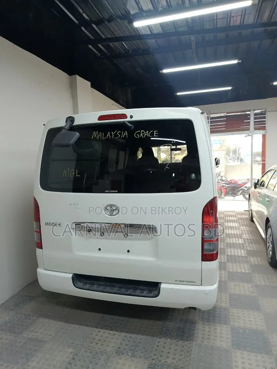 Toyota Hiace GL SHOWROOM READY 2020