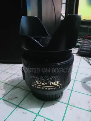 Nikon D7100 with battery grip