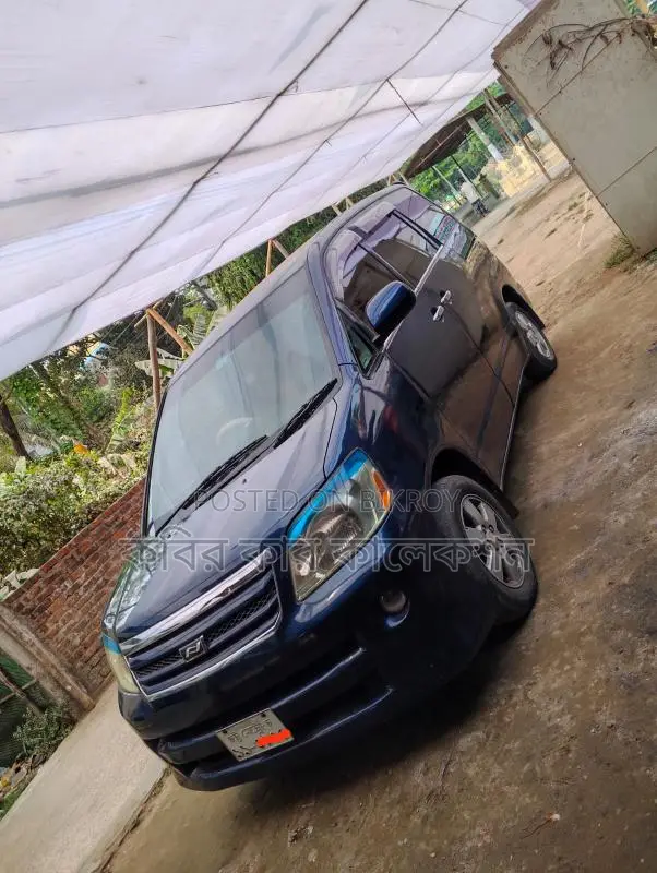 Toyota Noah X 2004