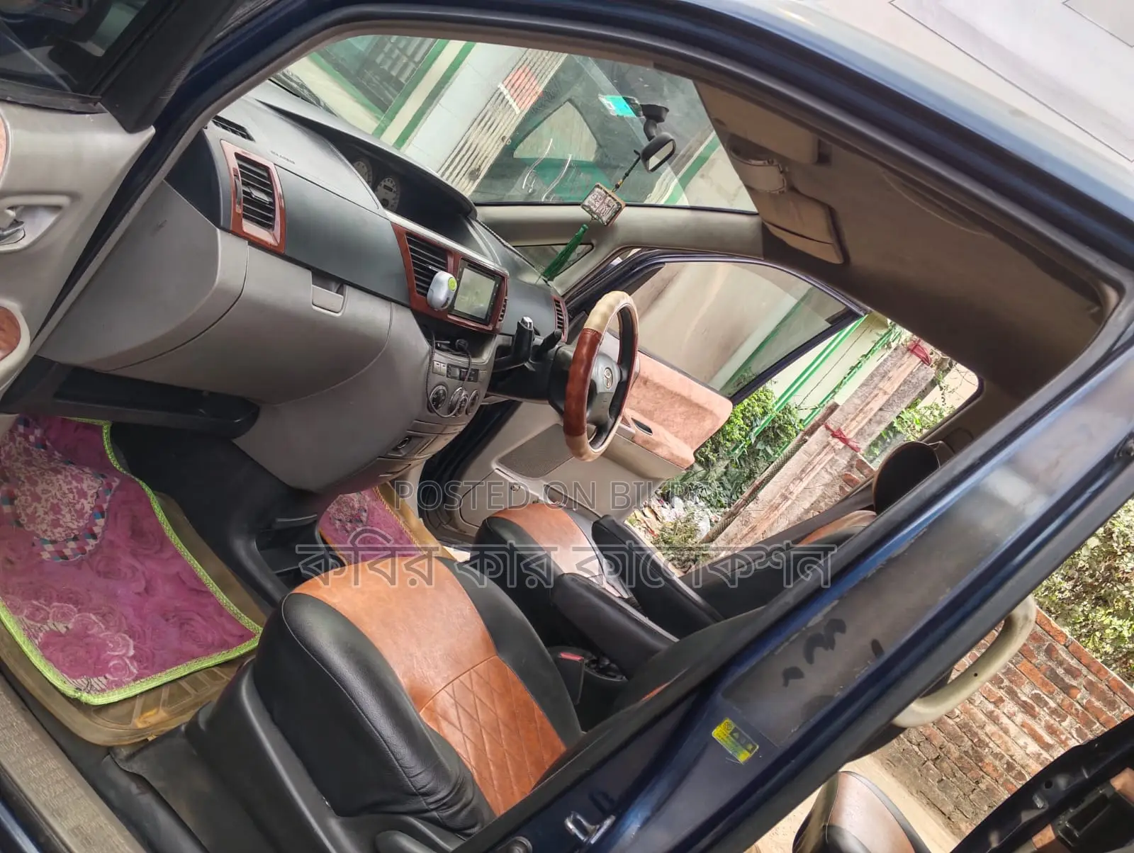 Toyota Noah X 2004
