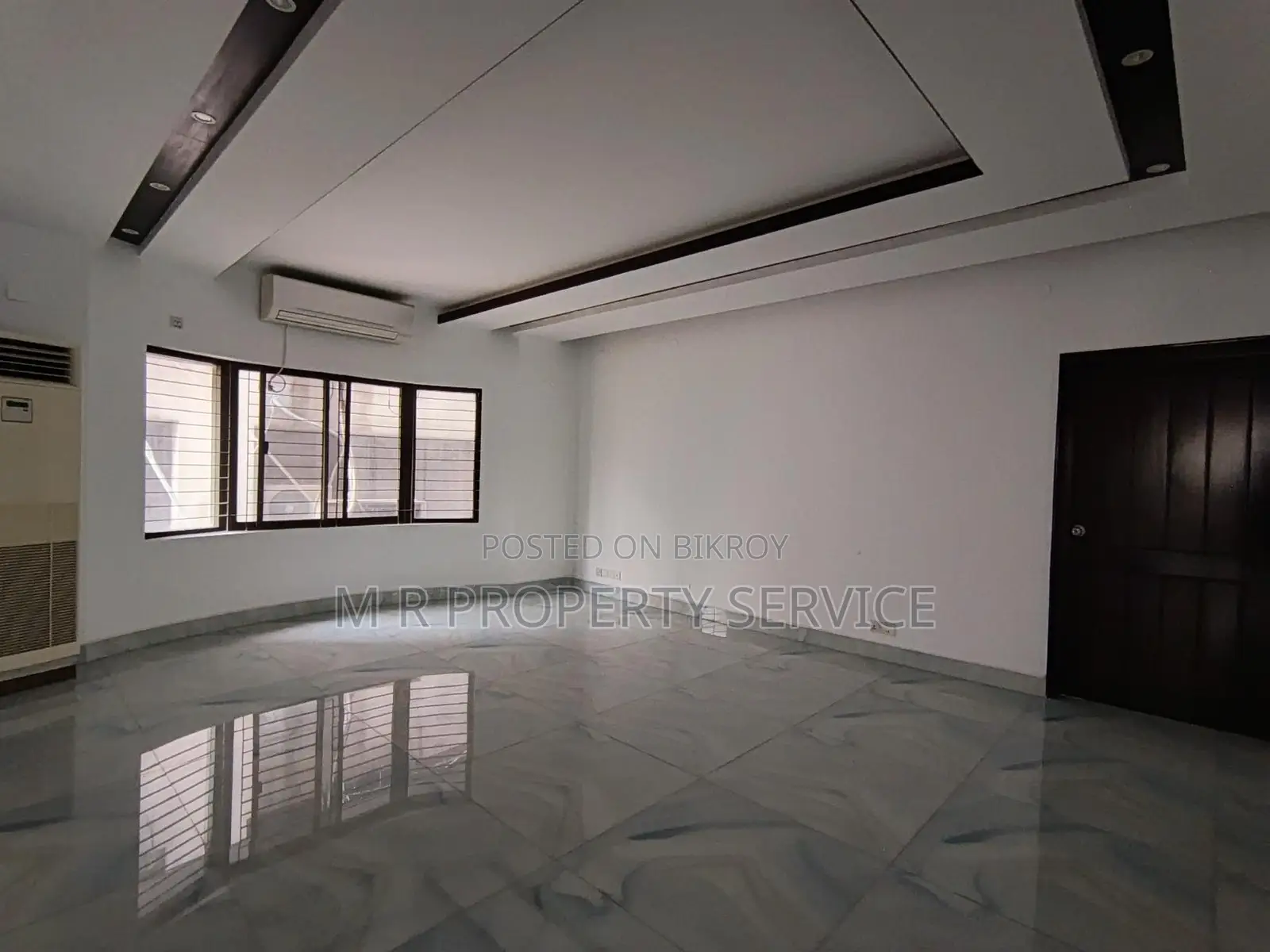 North Gulshan-2 Luxury Semi Furnished Apartment Rent
