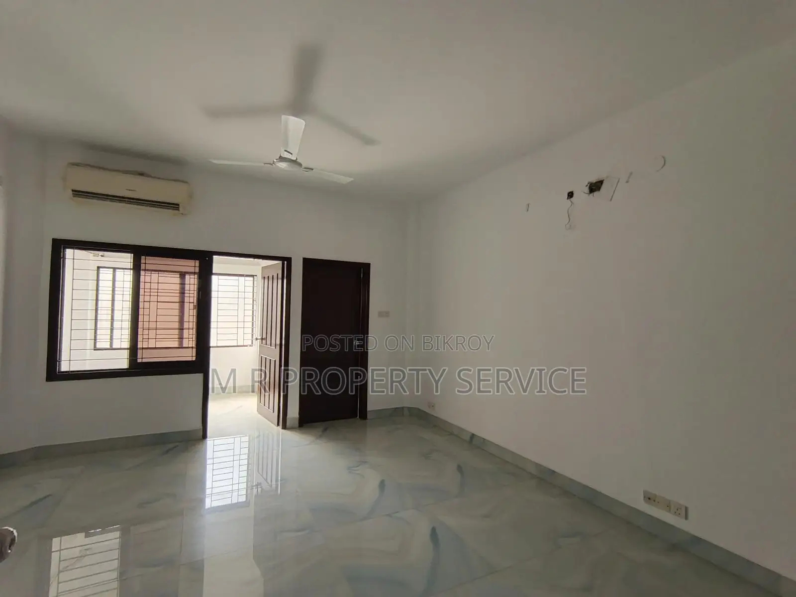 North Gulshan-2 Luxury Semi Furnished Apartment Rent