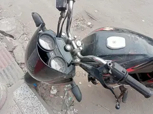 Bajaj Discover 135 ` 2013