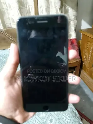Apple iPhone 8 Plus (Used)