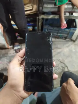 Infinix Hot 30i RAM 4+4 ROM 64 (Used)