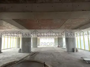 গুলশানে ভাড়ার জন্য বিলাসবহুল আধুনিক ৮৫০০ বর্গফুটের বাণিজ্যিক স্পেস