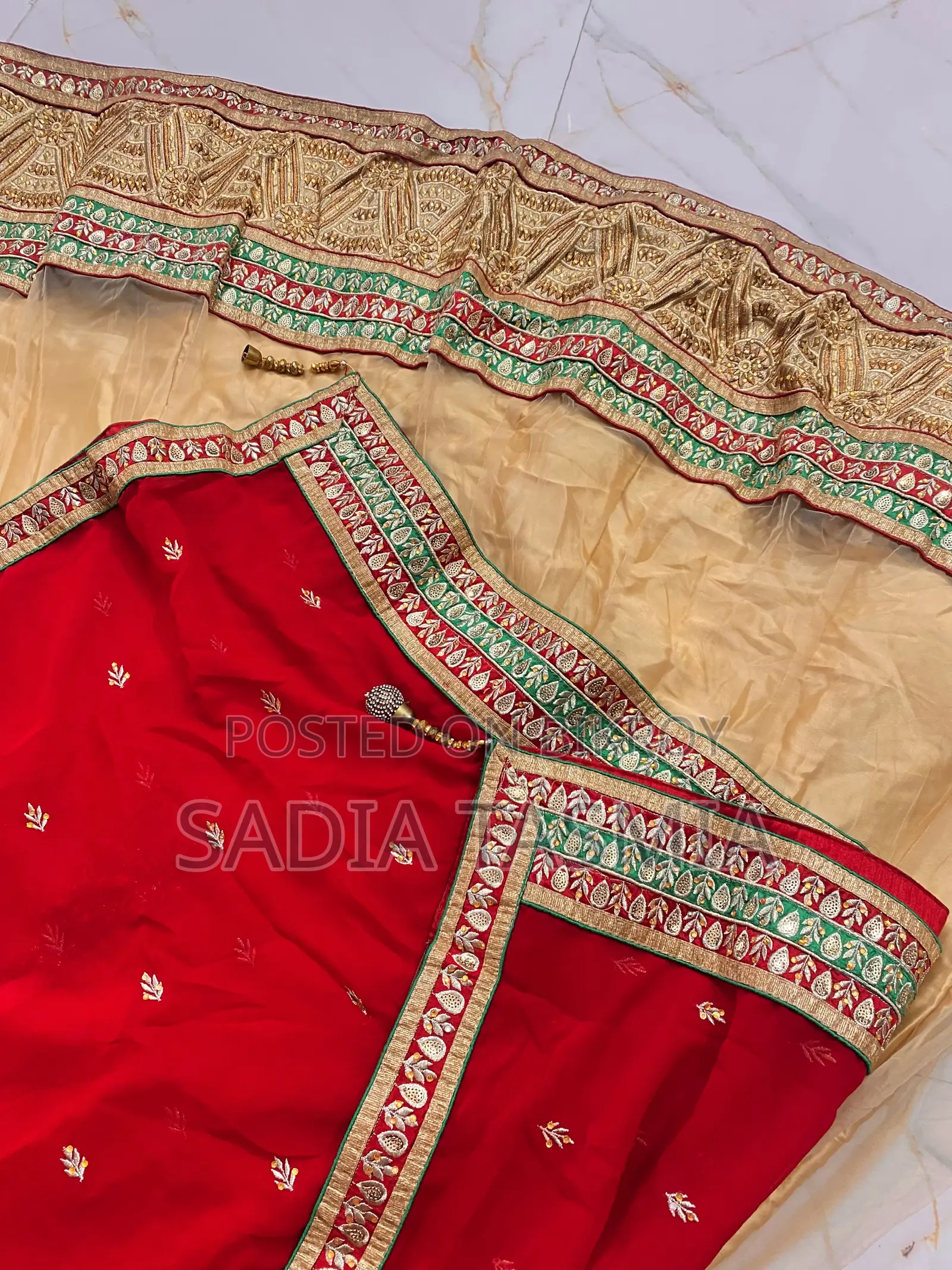 Lehenga Skirt And Orna
