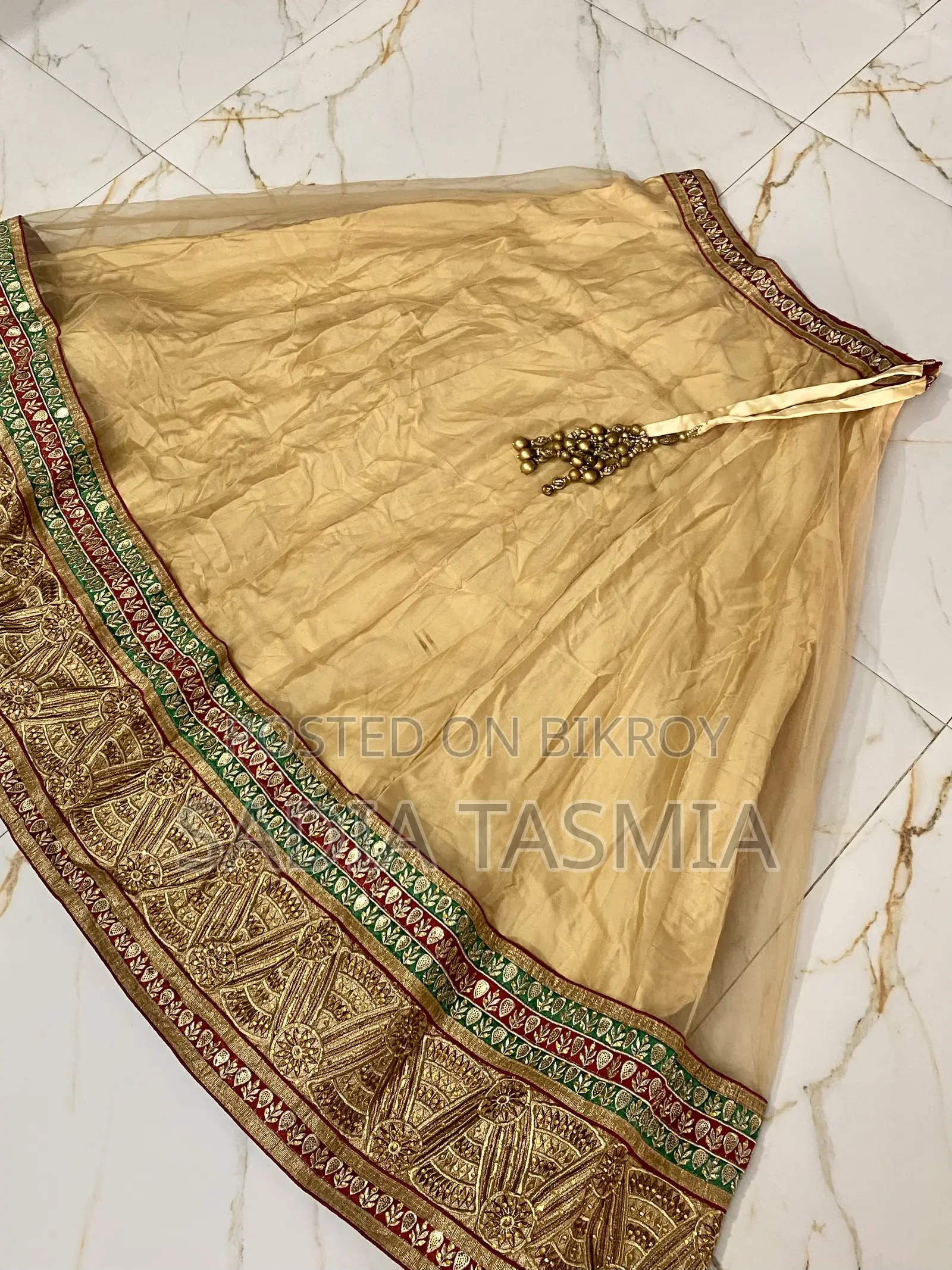 Lehenga Skirt And Orna