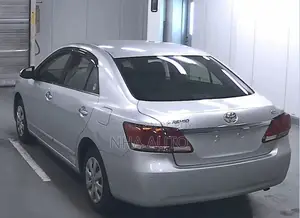 Toyota Premio FL 2020