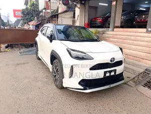 টয়োটা ইয়ারিস ক্রস জেড লেদার ২০২২